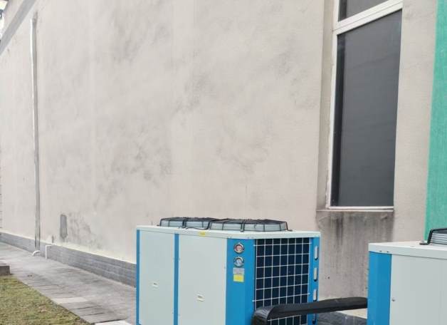 冷庫板材質(zhì)深度解析：聚氨酯、聚苯乙烯、巖棉到底怎么選？