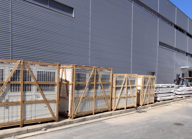 小型冷凍庫(kù)設(shè)備清單解析：從壓縮機(jī)到智能控制系統(tǒng)，享寧制冷帶您全面了解