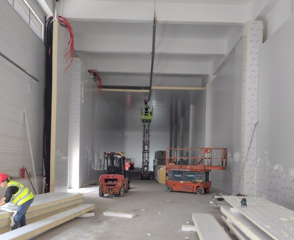 冷庫設(shè)備價(jià)格解析：2025年市場均價(jià)與享寧制冷選購指南